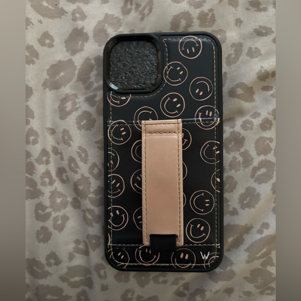 Walli case iPhone 13